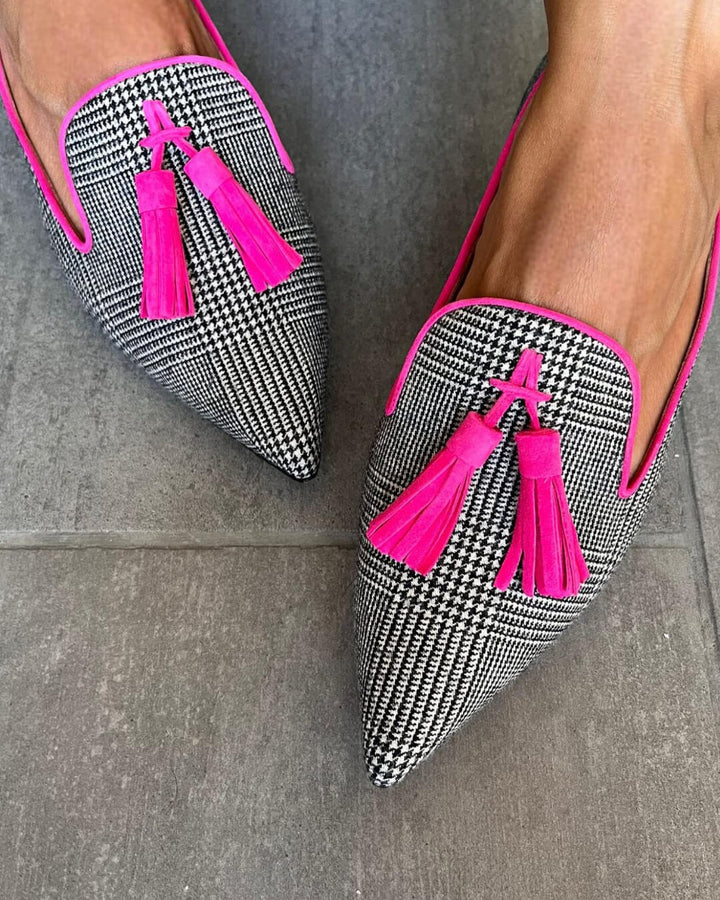Samia | Pointed Loafer With Fluo Fringes