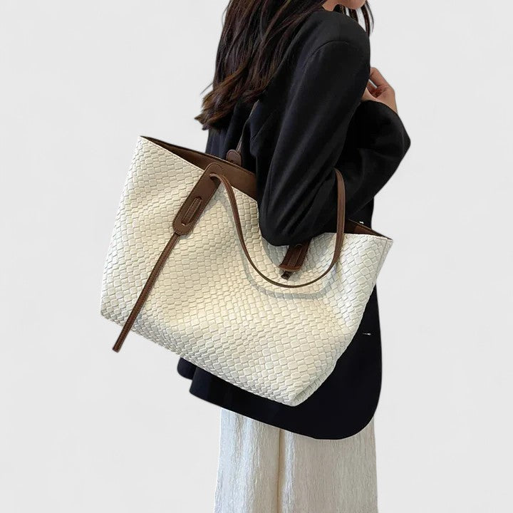 Hessa | Elegant Tote Bag