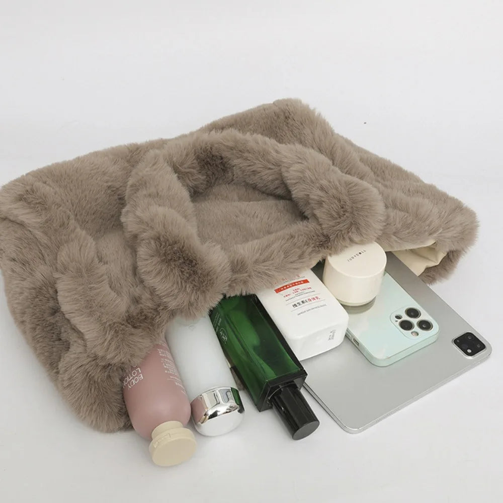 Asma | Faux Fur Shopper Tote