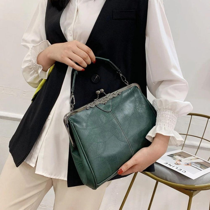Samira | Vintage Clasp Handbag